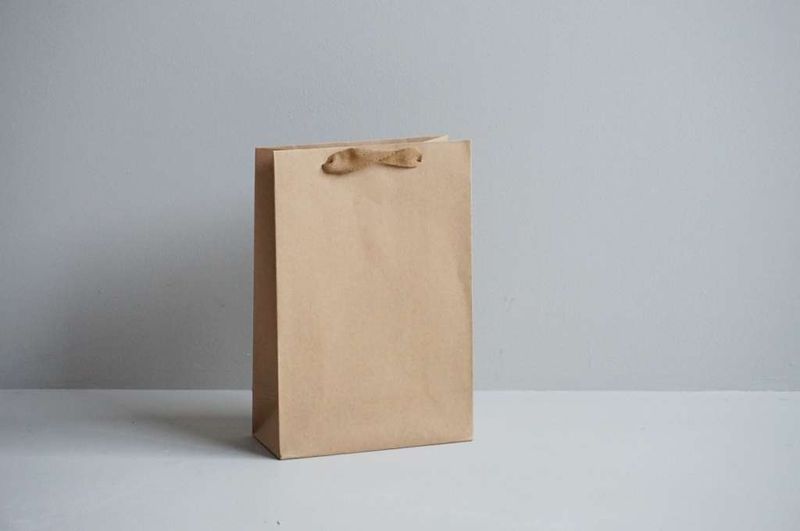 Gavepose, natur, medium